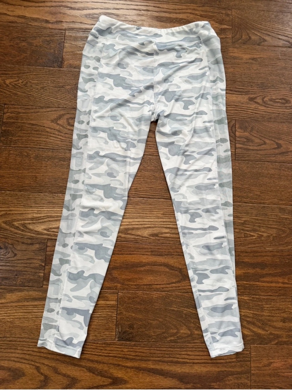 Zone Pro Gray White Camo Workout Leggings with Mesh Side Panels Size Large 32x28